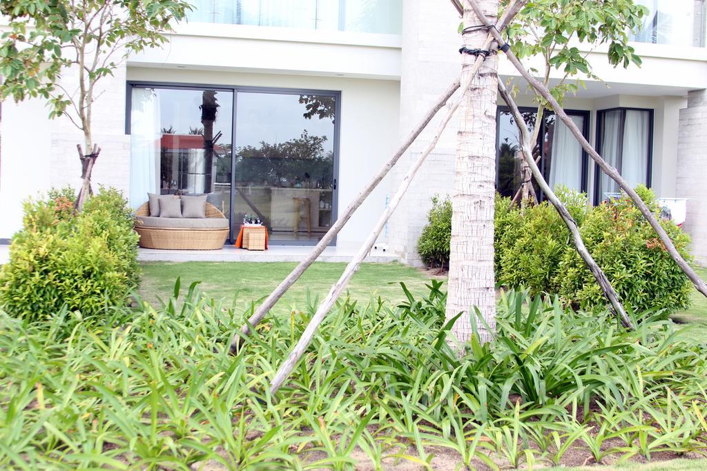 Ocean Apartment With Garden Da Nang Luaran gambar
